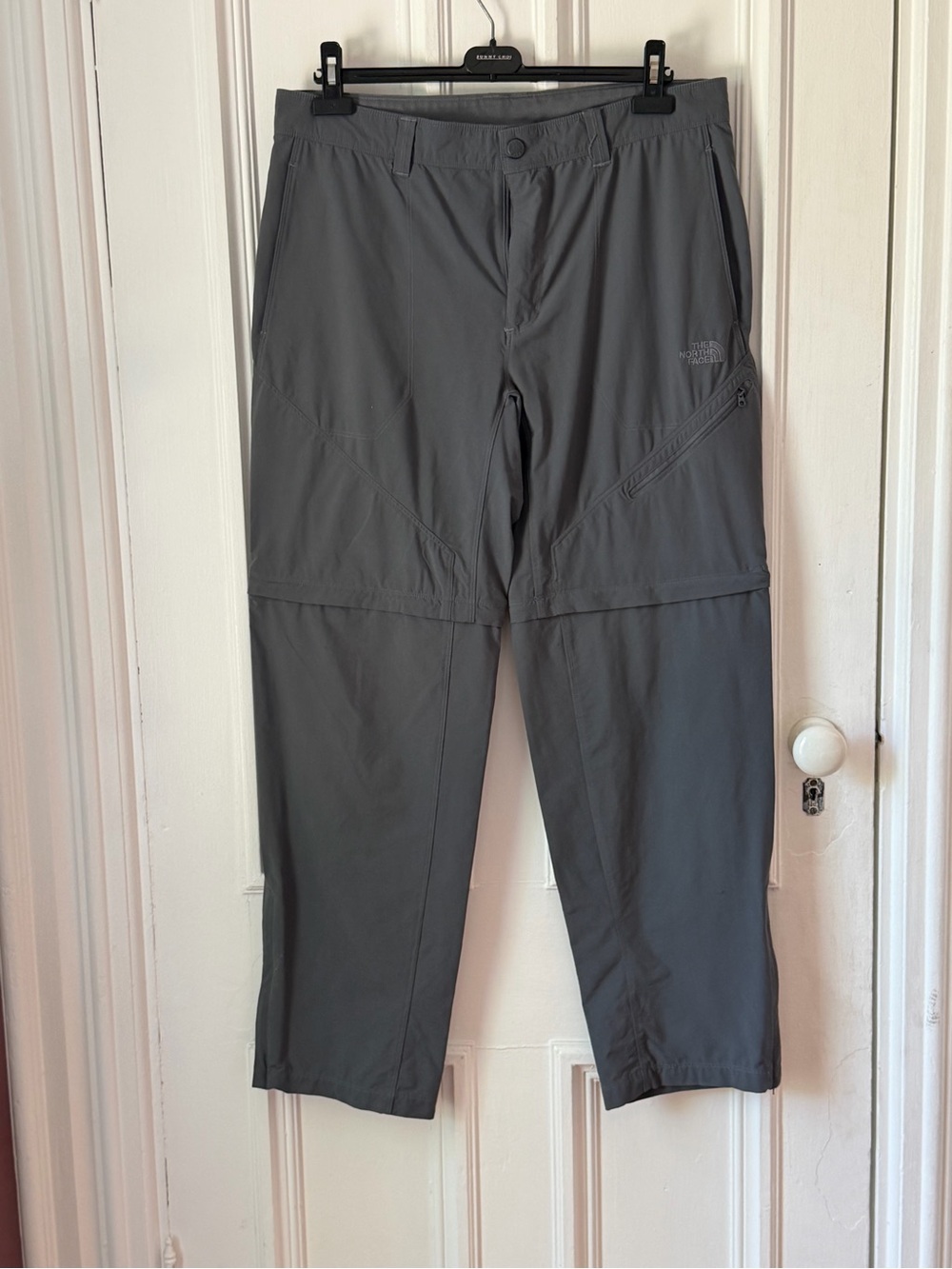 Men’s The North Face Paramount Convertible Hiking Pant in Asphalt Size 36